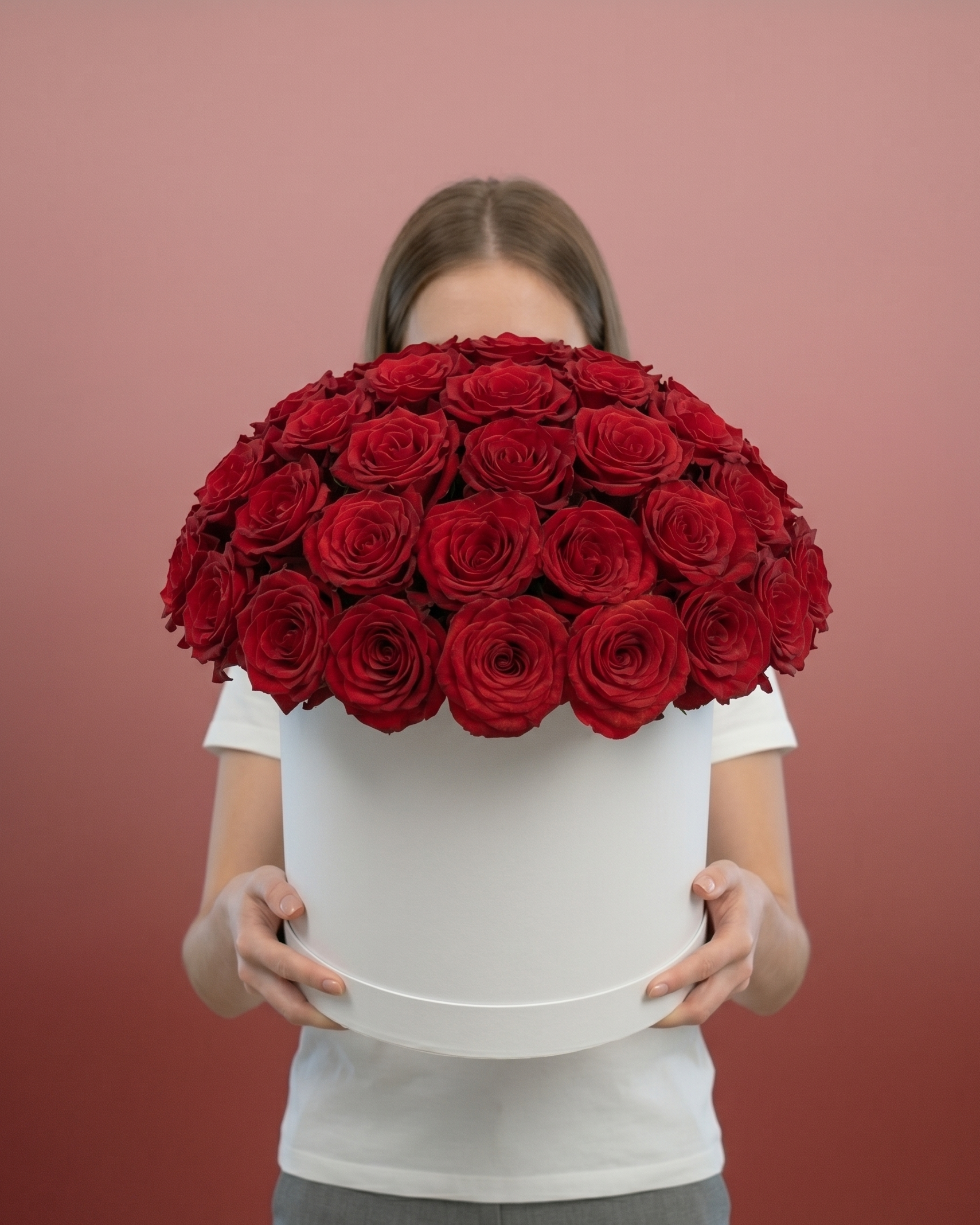 BOX OF 75 DELUXE RED ROSES