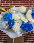 WINTER SKY FLOWER BOUQUET
