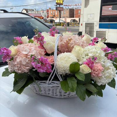 Fleur de Lune Flower Basket