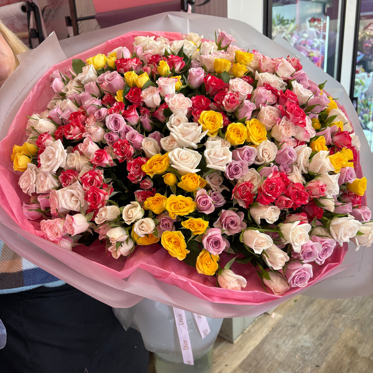 Magic Roses Bouquet Mini Bloom Magic Flower Bouquet – OH MY GOD FLOWERS