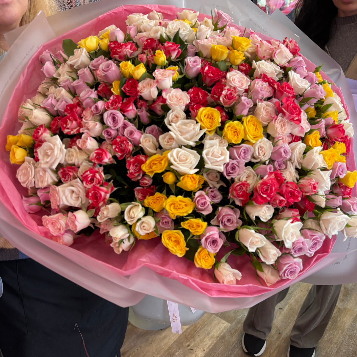 Magic Roses Bouquet Mini Bloom Magic Flower Bouquet – OH MY GOD FLOWERS