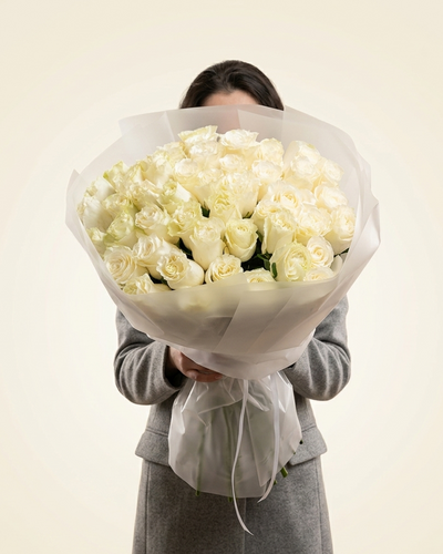 PEARL BLOSSOMS BOUQUET