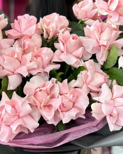 PINK ENCHANTMENT FRENCH ROSES BOUQUET